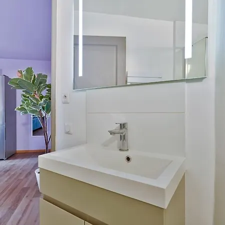 Purple House * Vigneux-sur-Seine
